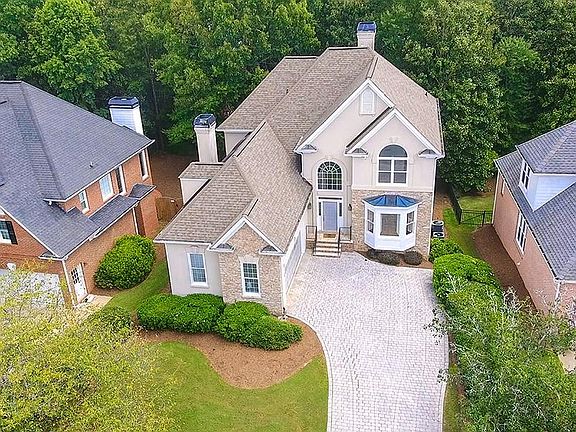 4th image of 519 Prentiss Point SE