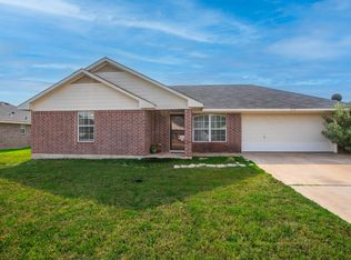 212 Broken Arrow Dr, Waco, TX 76705
