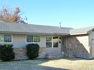 208 Cherokee Ln, El Reno, OK 73036