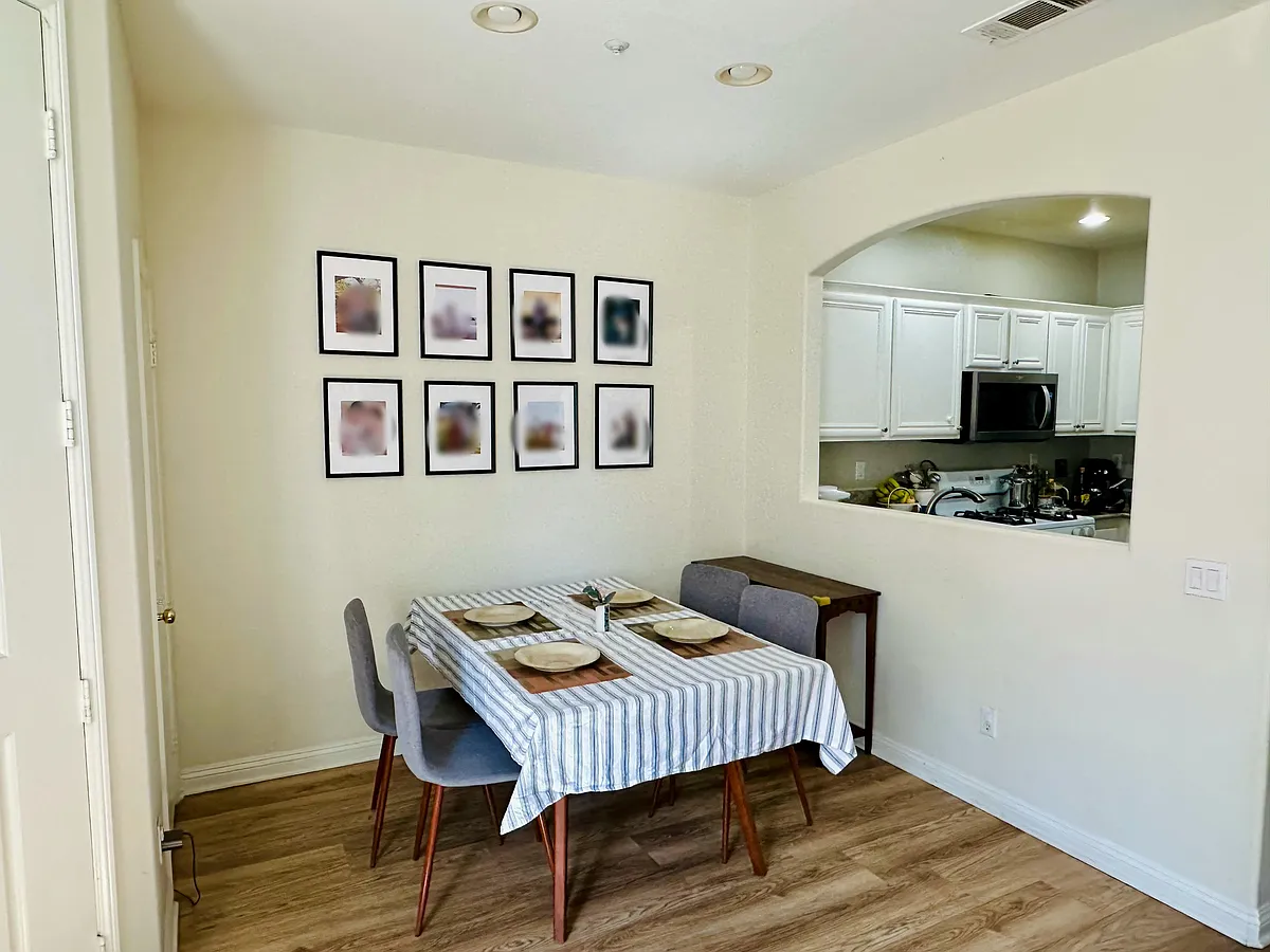 Building Photo - 6 Crestline #112