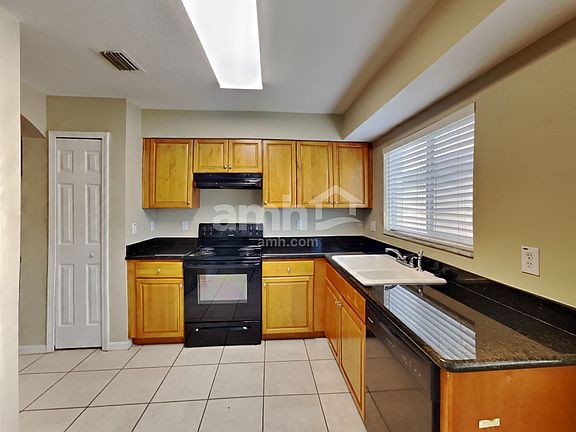 3rd image of 30852 Midtown Ct