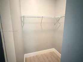 710 Meridian Ave, Miami Beach, FL
