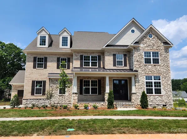 1904 Kenmere Ln, Charlotte, NC 28270