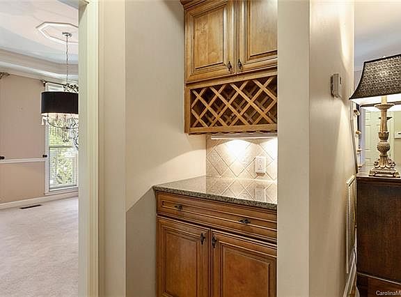 5th image of 2526 Arden Gate Ln