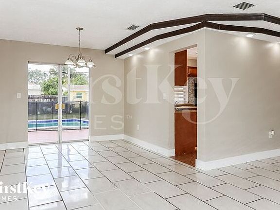 5th image of 20131 NW 12th Ct