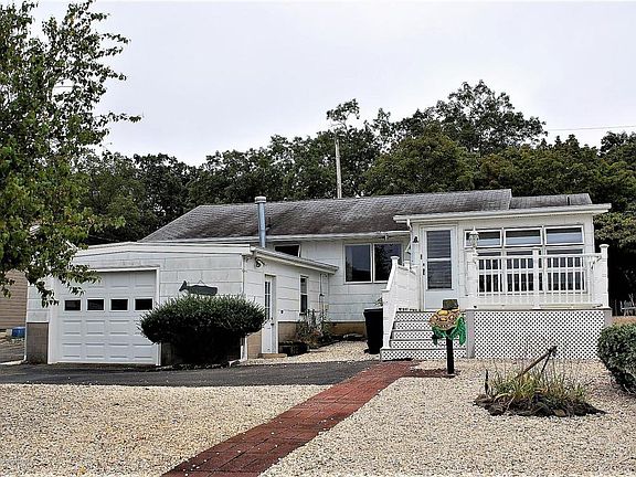 5th image of 624 Twin River Dr