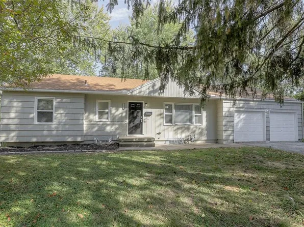 7209 Oxford Ave, Raytown, MO 64133