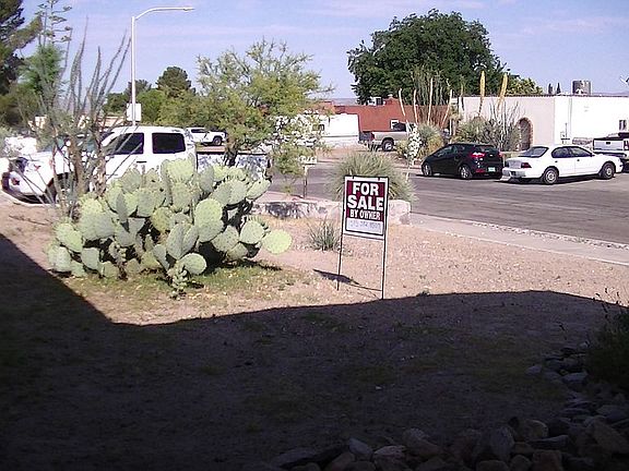View of neighborhood