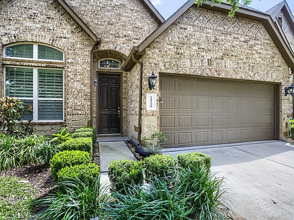3rd image of 24238 Madrid Hill Ln