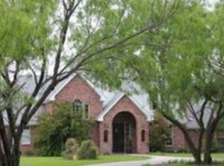 140 Beaver Ln, Uvalde, TX 78801