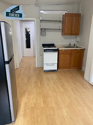 Rented by Fifth & Forever LLC | media 38