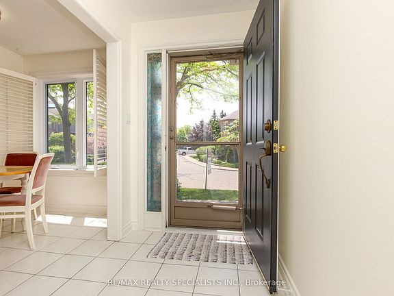 4th image of 5480 Glen Erin Dr #66