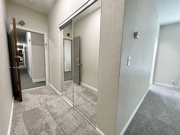 2nd image of 1415 G St APT 32