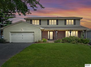 1410 S 134th St, Omaha, NE 68144