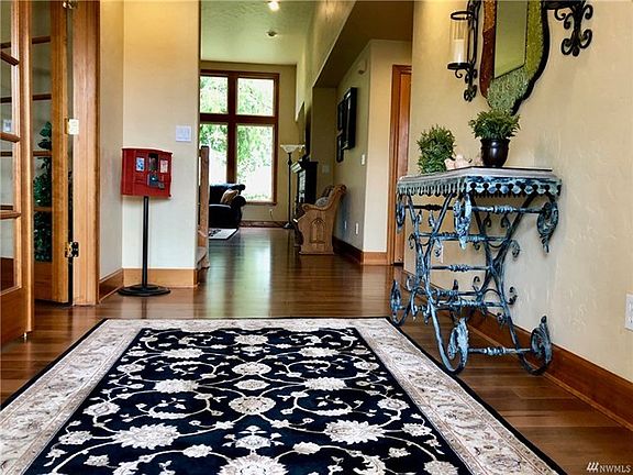 From front door to entry/hallway.