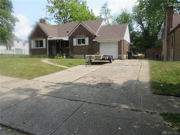 2nd image of 1692 Kipling Dr