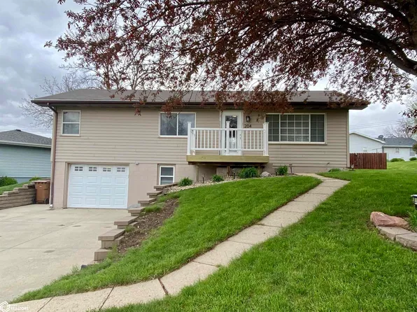 204 Walnut St, Audubon, IA 50025