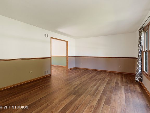 2nd image of 426 Fairhaven Dr