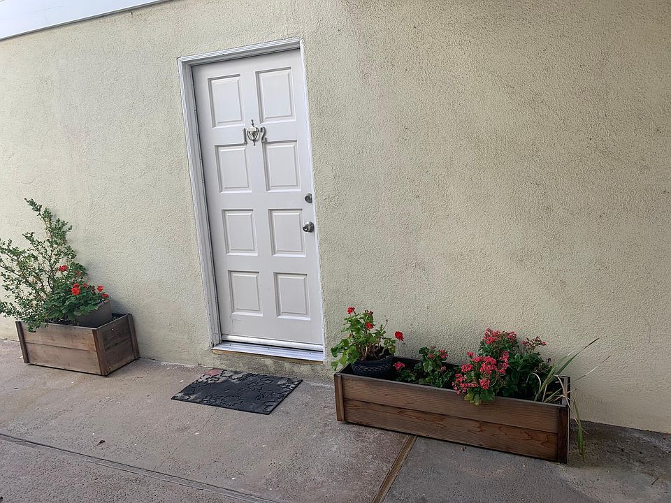 1st image of 1728 Montana Ave APT 12