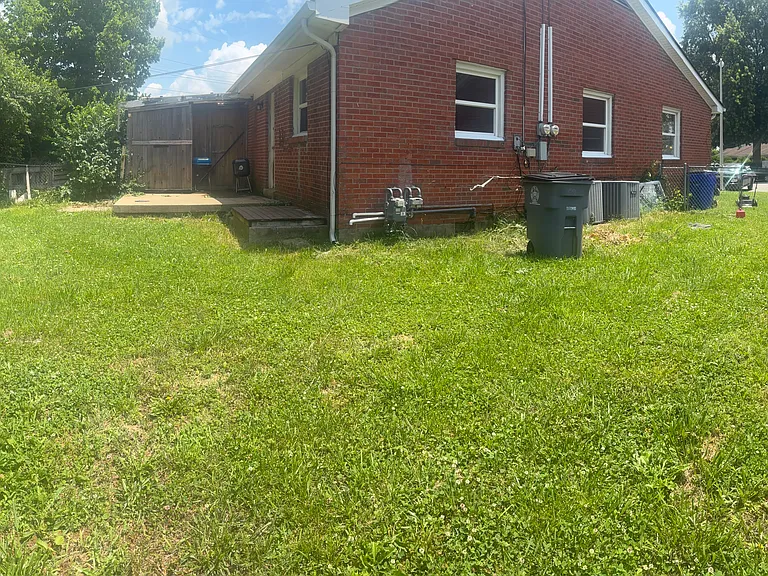 Spring Station Dr — Photo 7