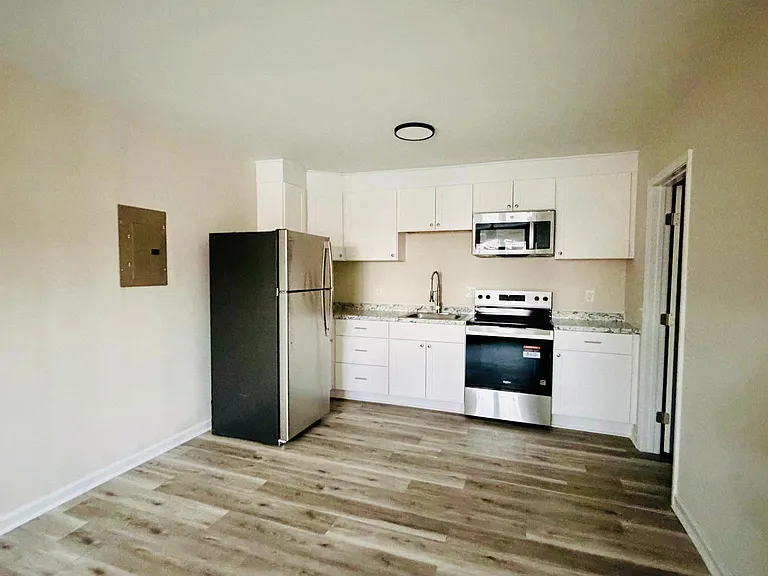 515 Broadway St — Photo 10