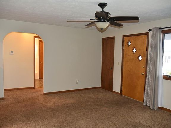 3rd image of 4404 7th Ave
