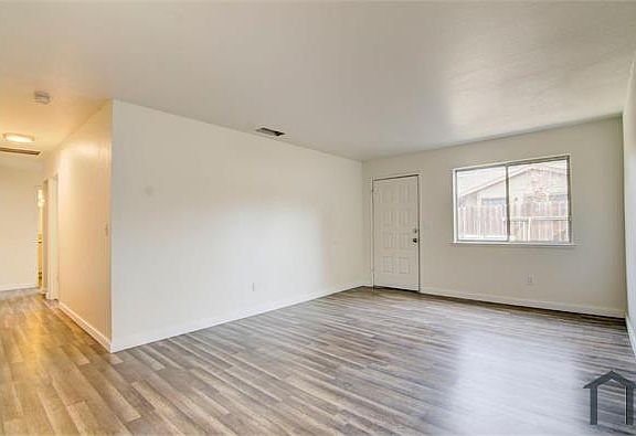 3rd image of 1628 Citrus St Unit 2