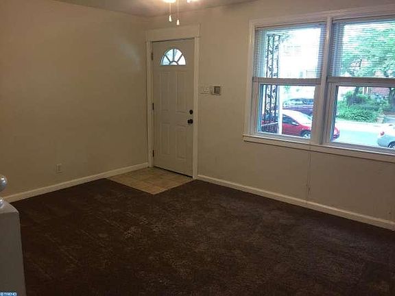 2nd image of 1002 Baltimore Ave