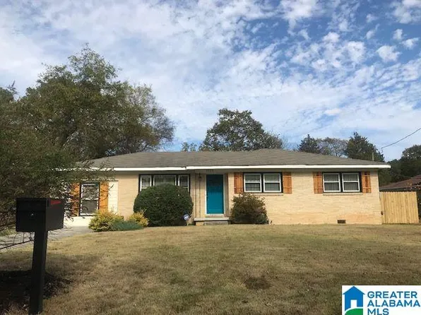 4036 Knollbrook Dr NW, Huntsville, AL 35810