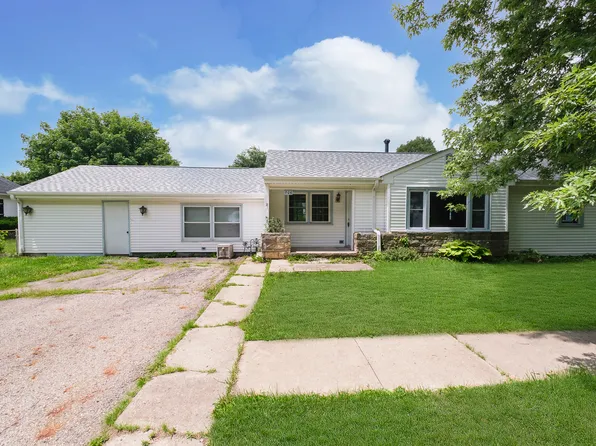 706 Hawthorne Ave, Frankfort, IN 46041
