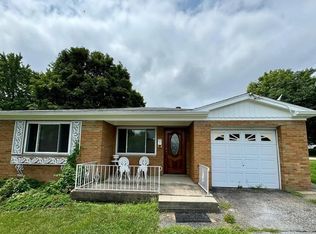 8261 Cheviot Rd, Cincinnati, OH 45247