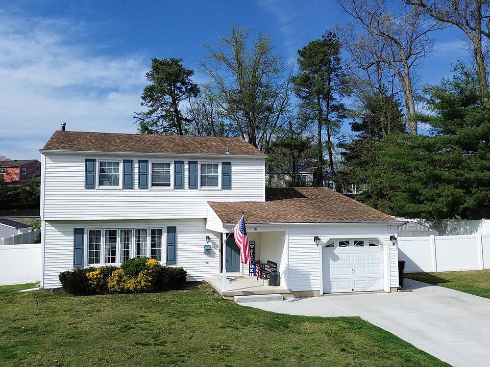 1st image of 30 Cedar Creek Dr