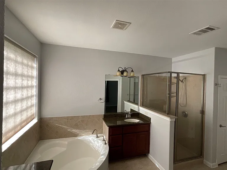 212 Choke Canyon Ln — Photo 19