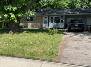 65 Rickel Rd, Sun Prairie, WI 53590