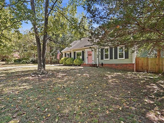 4th image of 213 Dyers Hall Rd