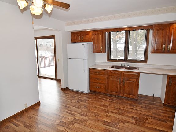 4th image of 1620 N 1st Ave