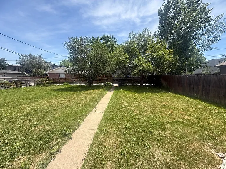 3326 S Ash St — Photo 26
