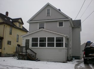 19 24th St NW, Barberton, OH 44203