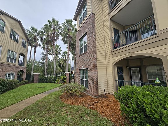 2nd image of 7800 POINT MEADOWS Drive #1017