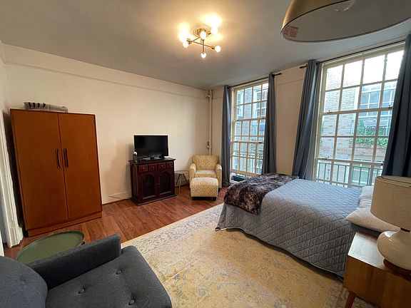 2nd image of 516 E 78th St APT 6E
