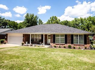 9531 David Scott Dr, Saint Louis, MO