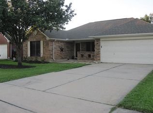 5006 Glenpark Dr, La Porte, TX 77571