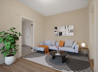 303 S 19th St, Newark, NJ 07103