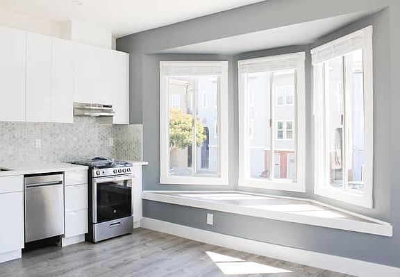 3rd image of 3201 Octavia St #101
