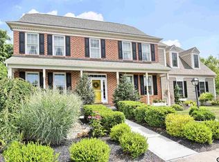 204 Northwood Cir, Mechanicsburg, PA