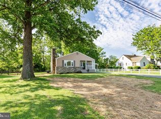 909 Chromine Rd, Reisterstown, MD 21136