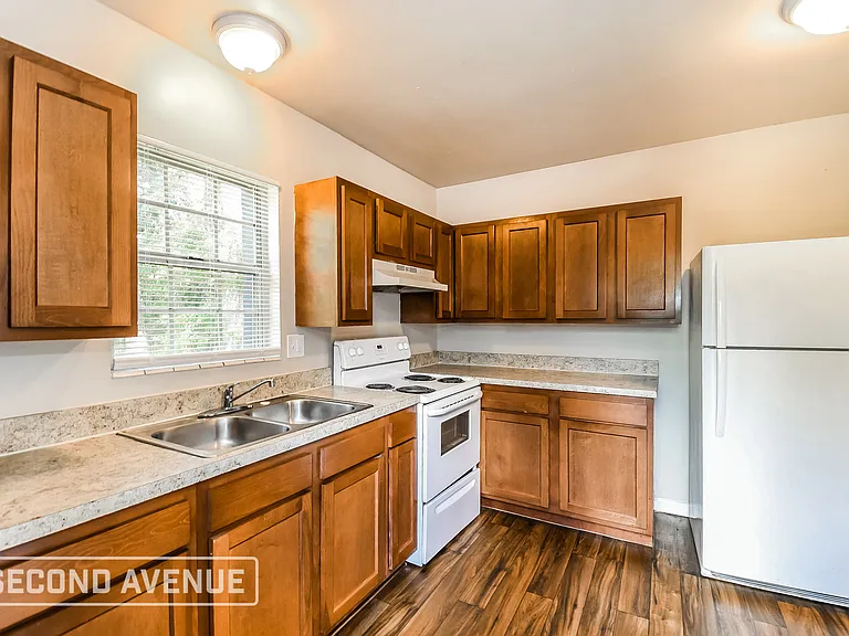 1123 De Paul Dr — Photo 3