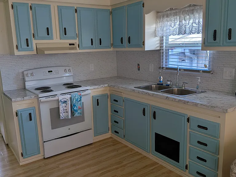 153 Toledo Way — Photo 4
