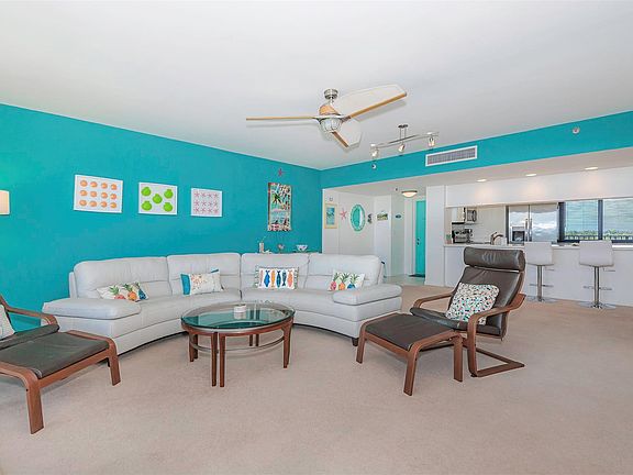 2nd image of 2300 NE 33rd Avenue #703