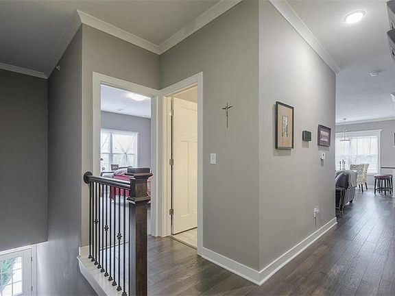 5th image of 15919 Fontana St